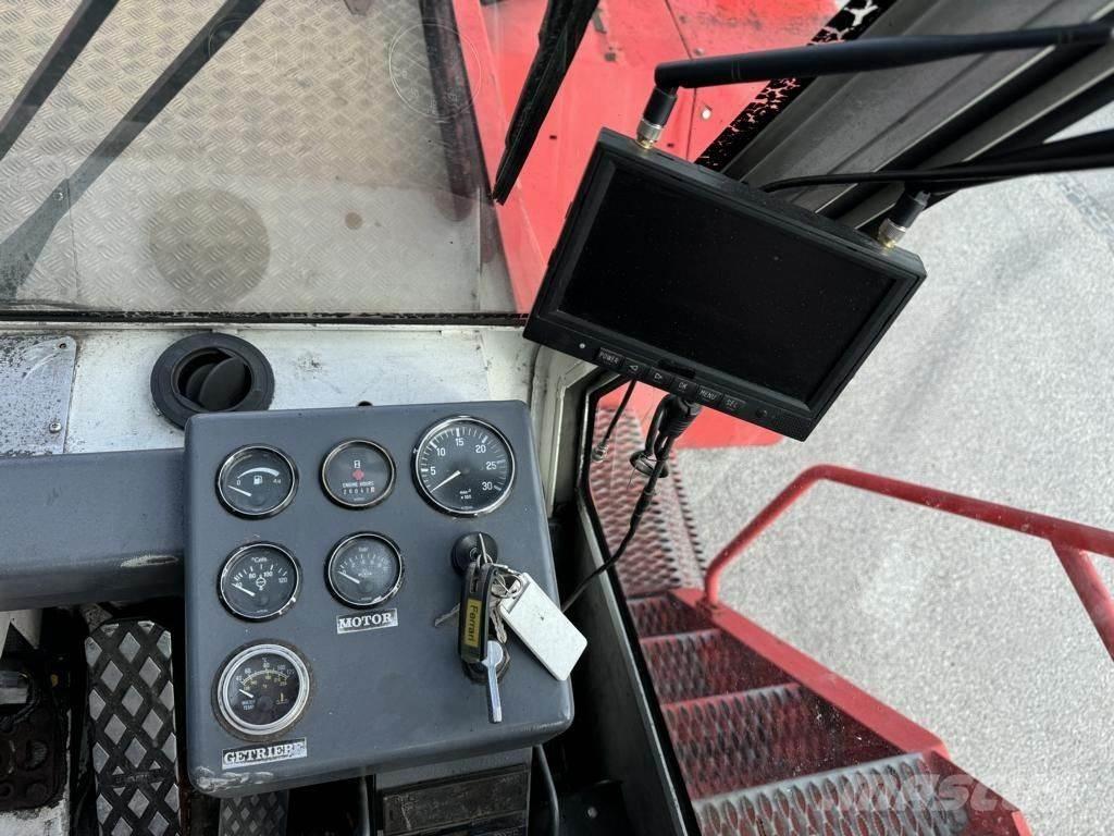 CVS Ferrari F158 Carrelli elevatori