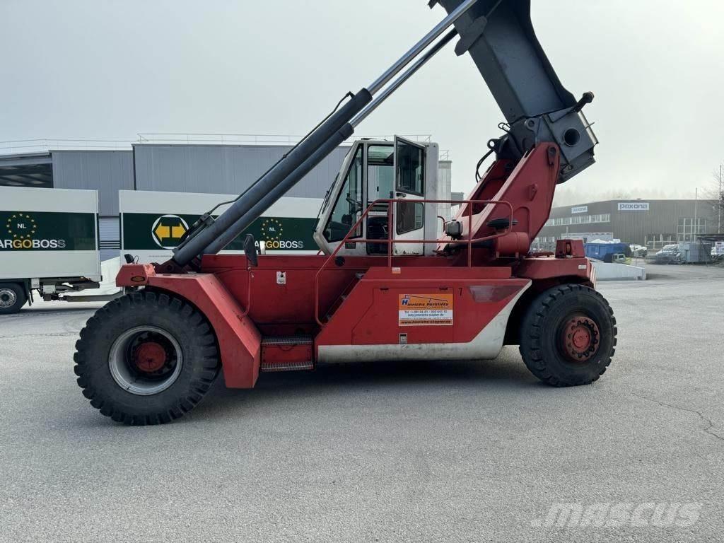 CVS Ferrari F158 Carrelli elevatori