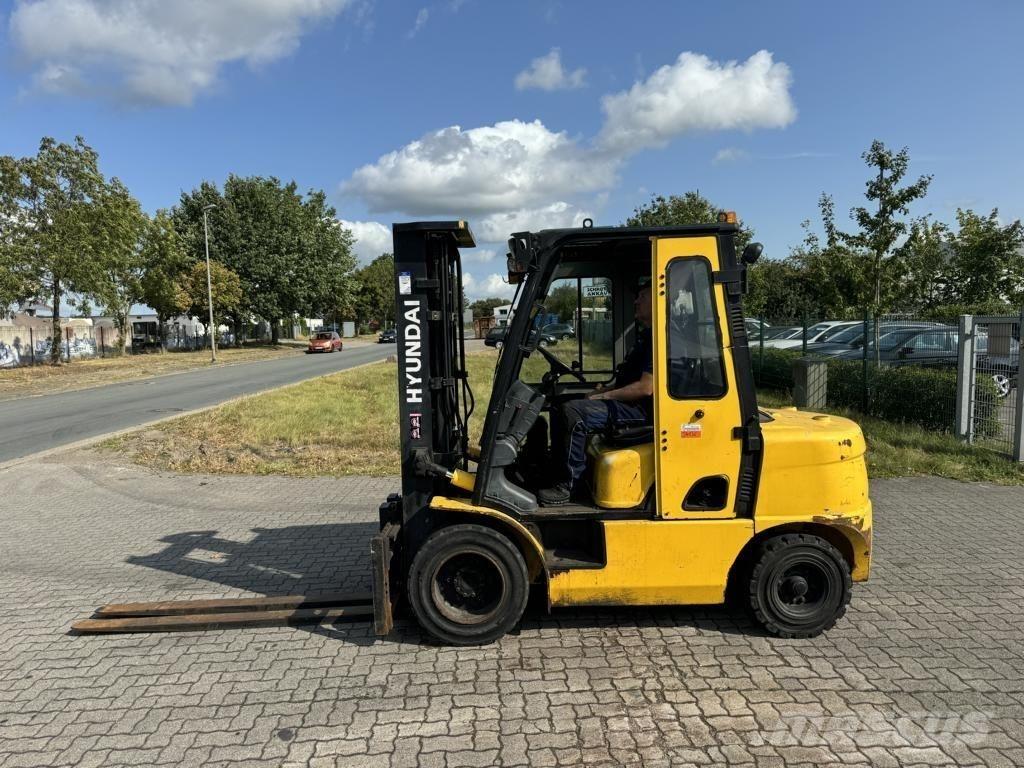 Hyundai 33D-7E Carrelli elevatori diesel