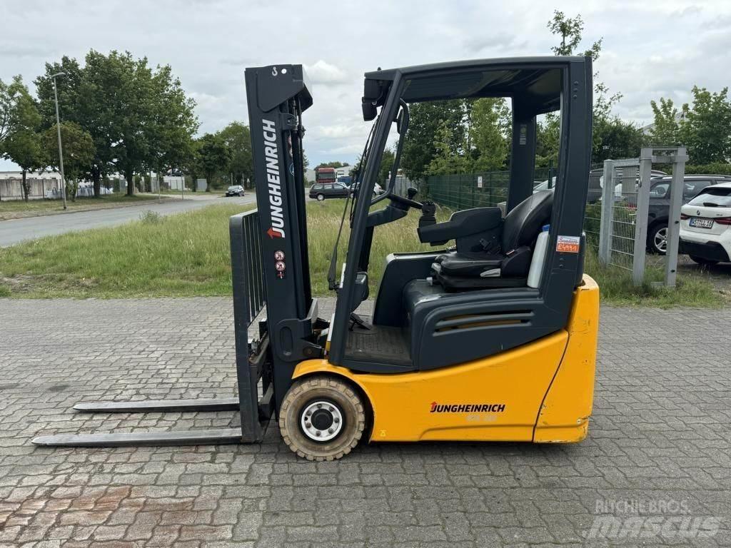 Jungheinrich EFG213 Carrelli elevatori elettrici