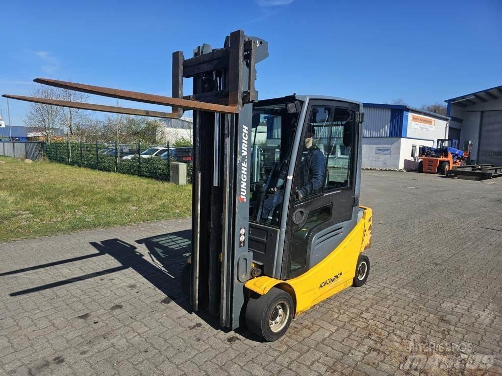 Jungheinrich EFG320 Carrelli elevatori elettrici