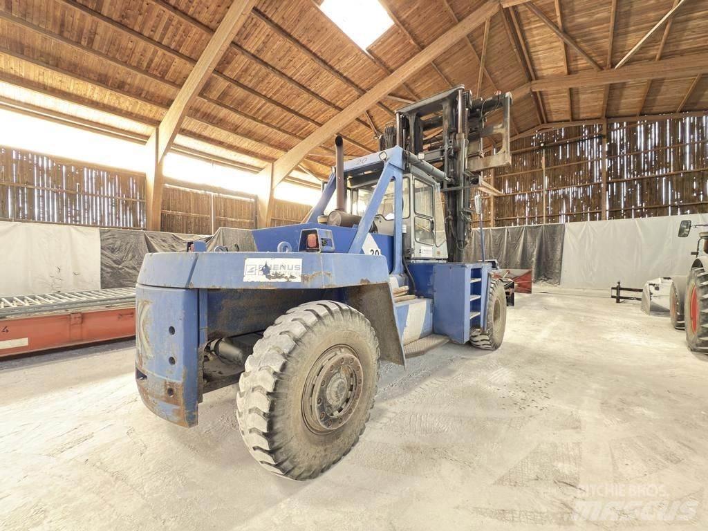Kalmar DCD28-1200LB Carrelli elevatori diesel