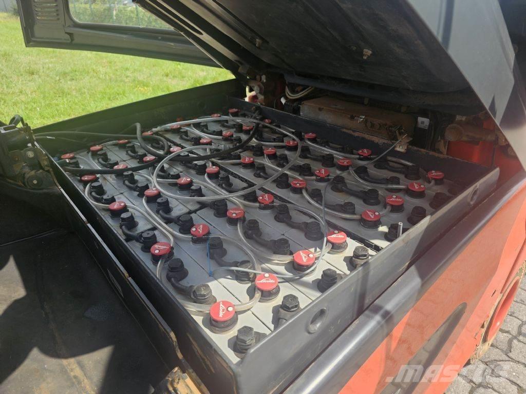 Linde E25-01 UVV Carrelli elevatori elettrici