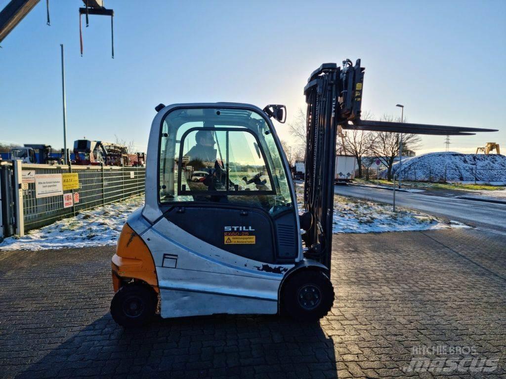 Still RX60-25 UVV Carrelli elevatori elettrici