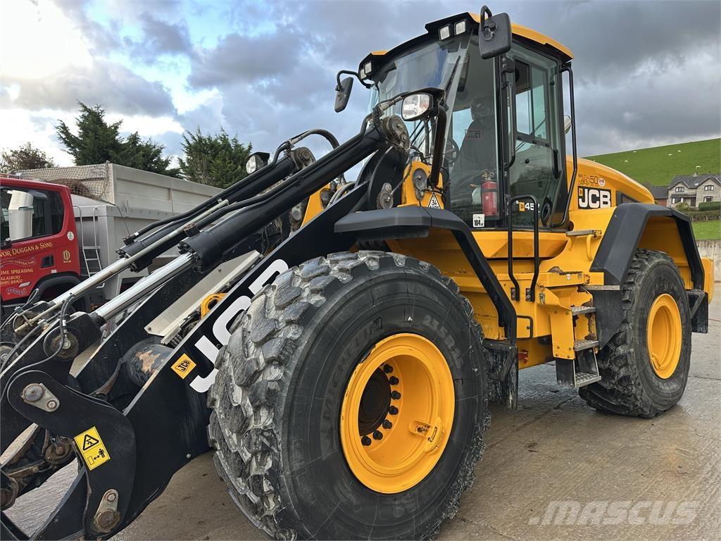 JCB 457 Agri Pale gommate