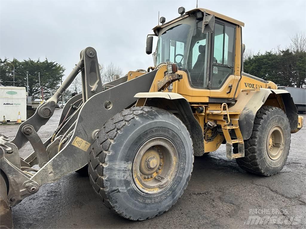 Volvo L110F Pale gommate