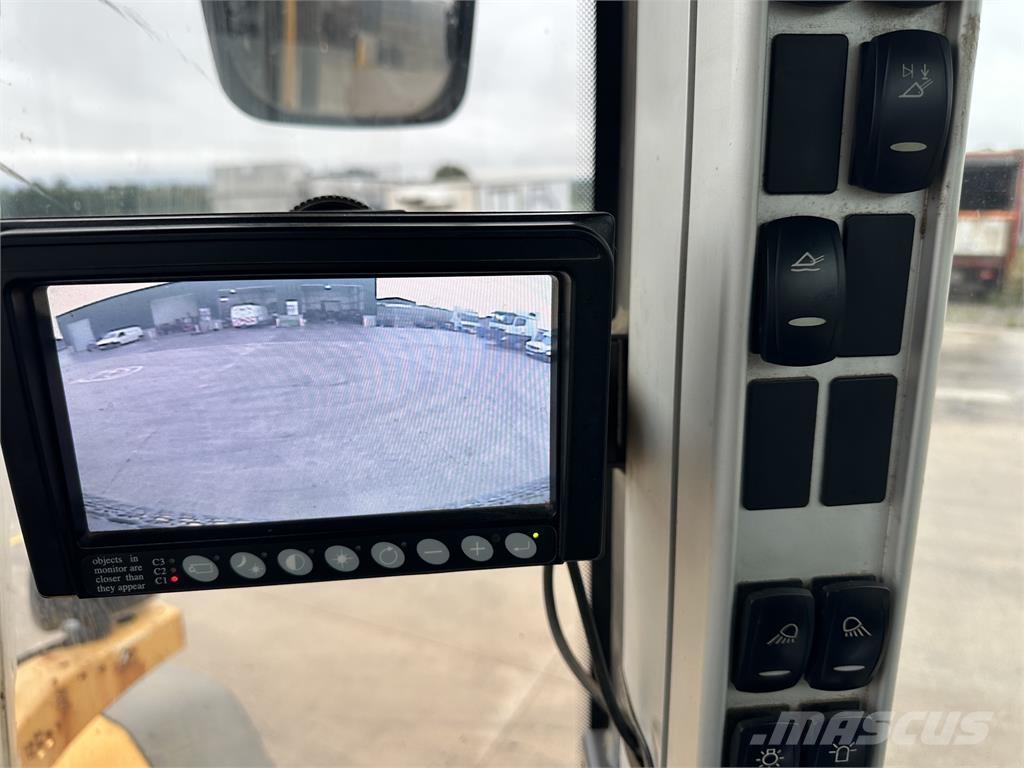 Volvo L110G Pale gommate