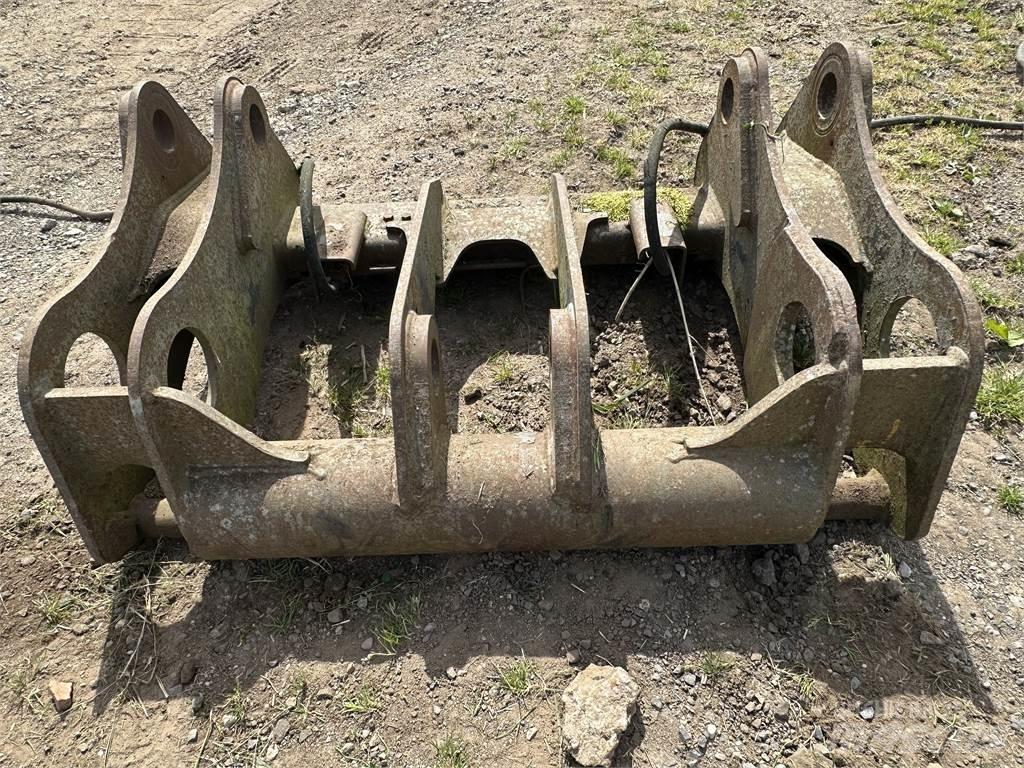 Volvo quick coupler Pale gommate