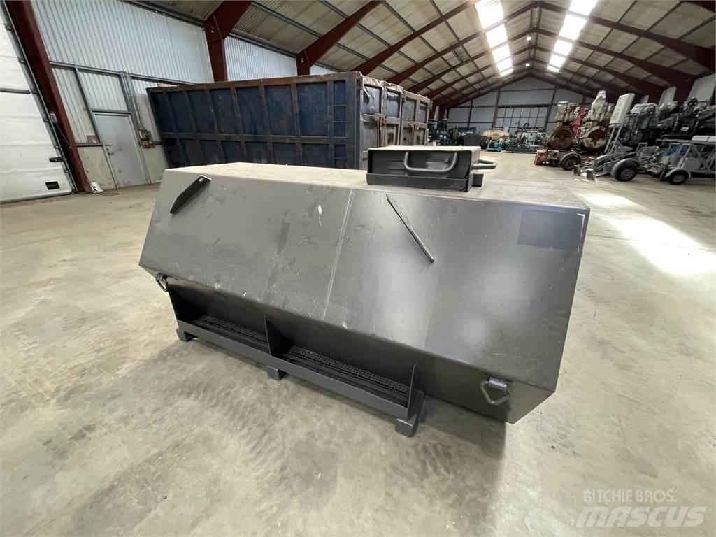  2000 ltr (ca) dieseltank Altri componenti