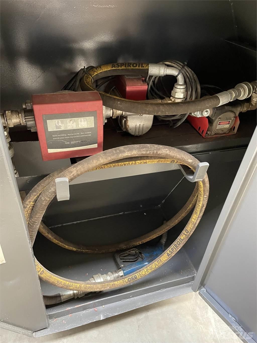 2000 ltr (ca) dieseltank Altri componenti