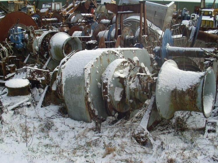  Ankerspil ex. Hvidbjørn Paranchi, argani e sollevatori di materiale