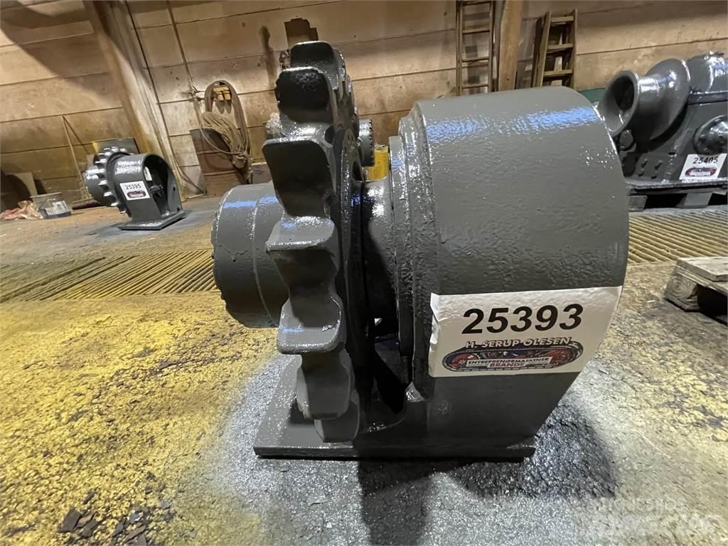 CAT 318BL Køregear Trasmissione