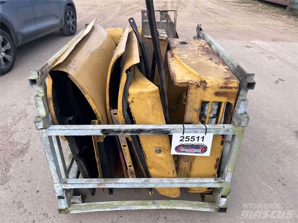 CAT 323D Skærme Altri componenti