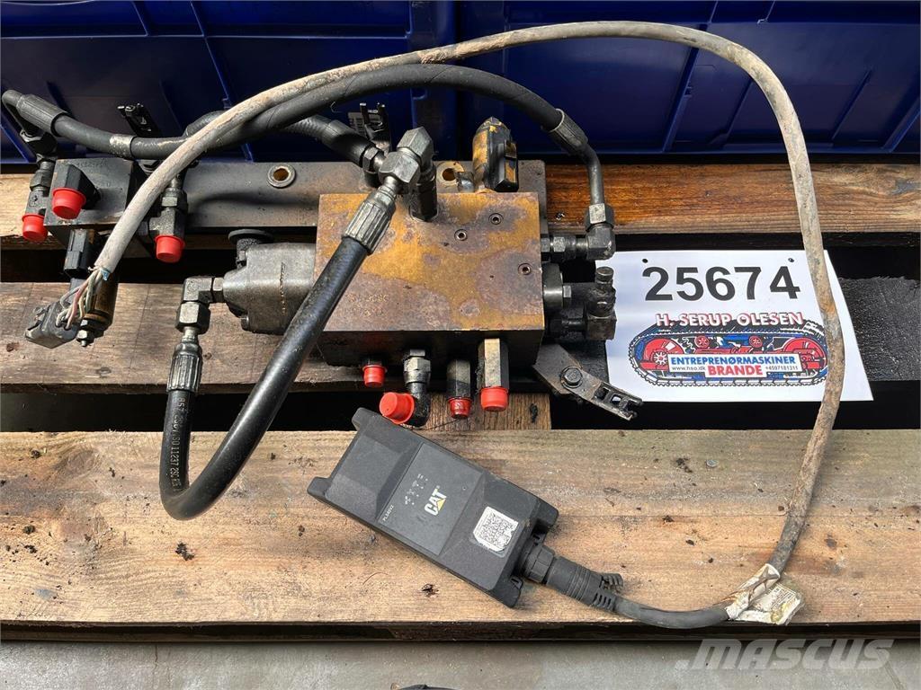 CAT 323D ventilgruppe-CON Componenti idrauliche