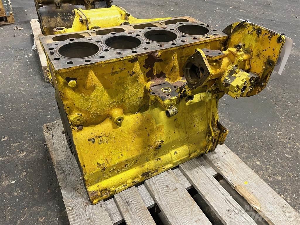 CAT 3304 motorblok Motori