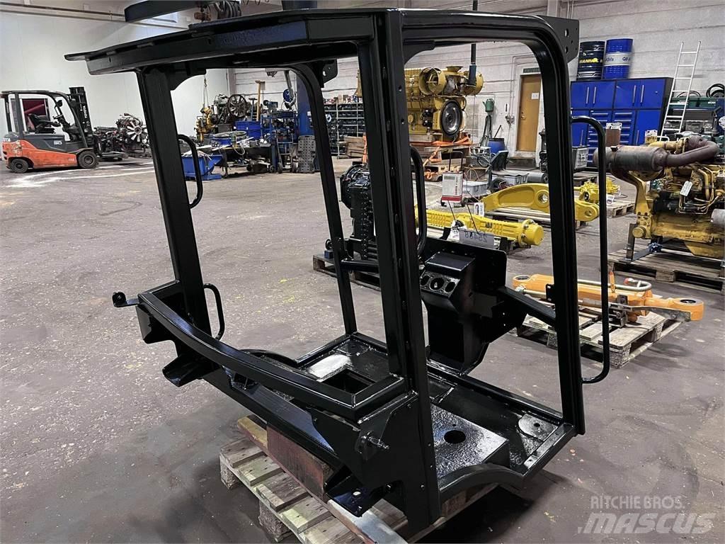 CAT 908M Førerhus Altri componenti