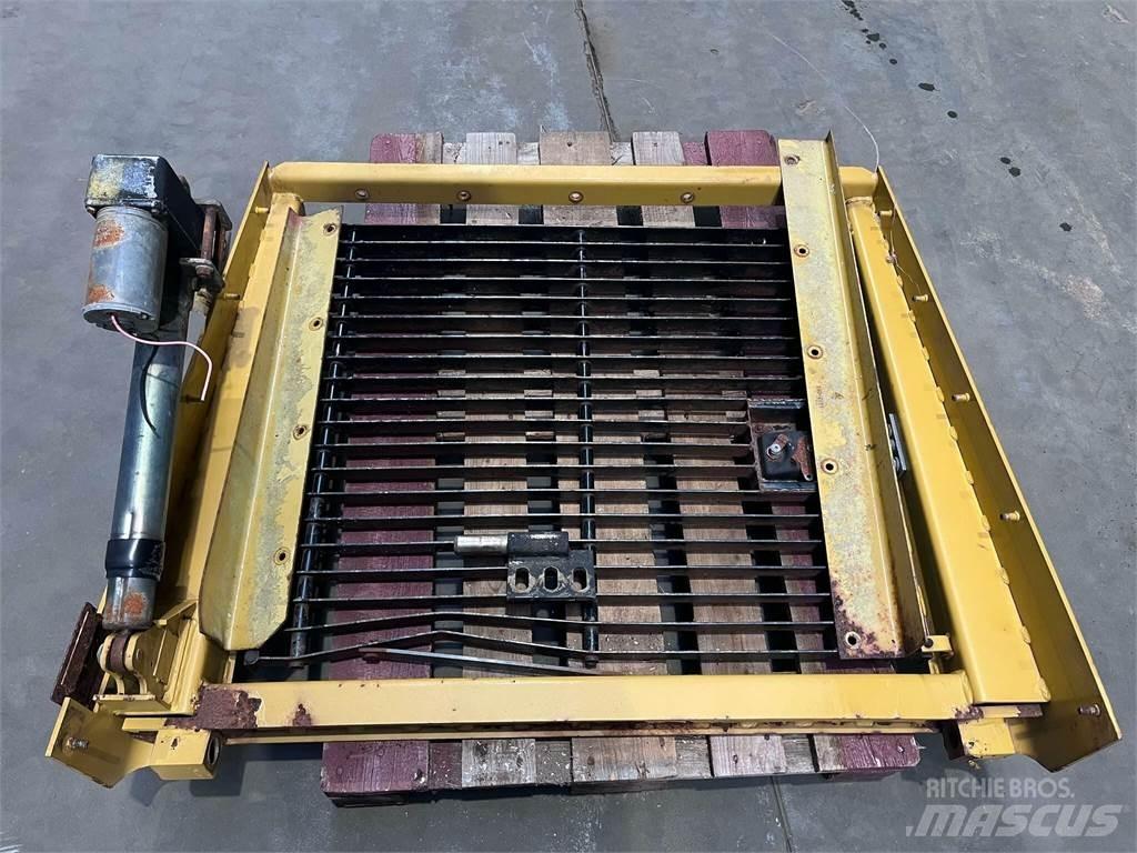 CAT 962GII Kølergrill Altri componenti