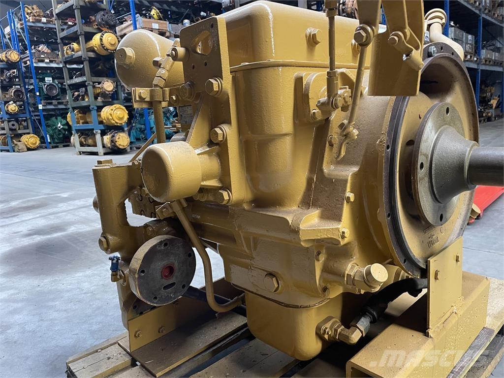CAT 973 II Transmission Trasmissione