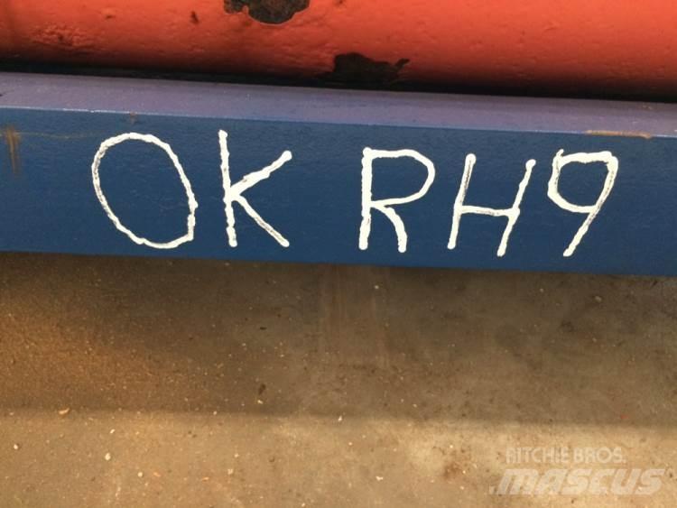  Cylindere ex. O&K RH9 Componenti idrauliche