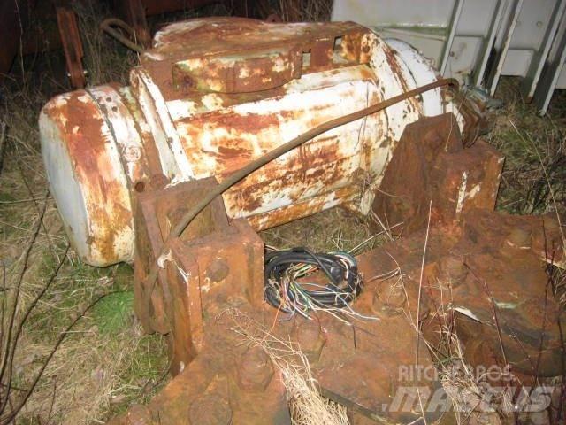 Demag 15 ton Paranchi, argani e sollevatori di materiale