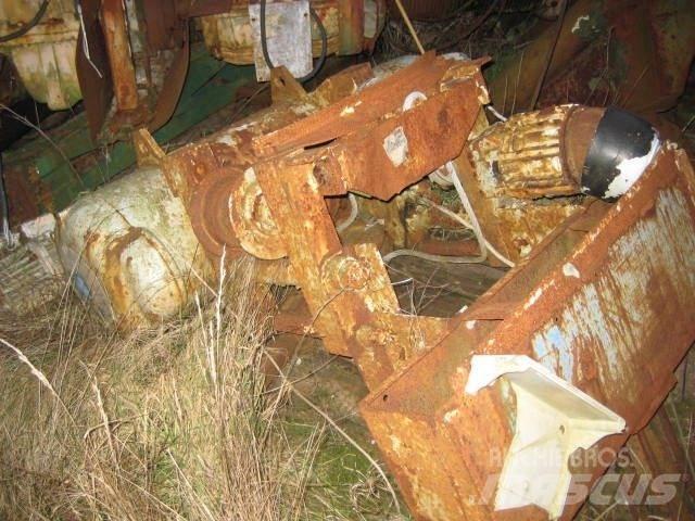 Demag P632 H8,4 Gru per tutti i terreni