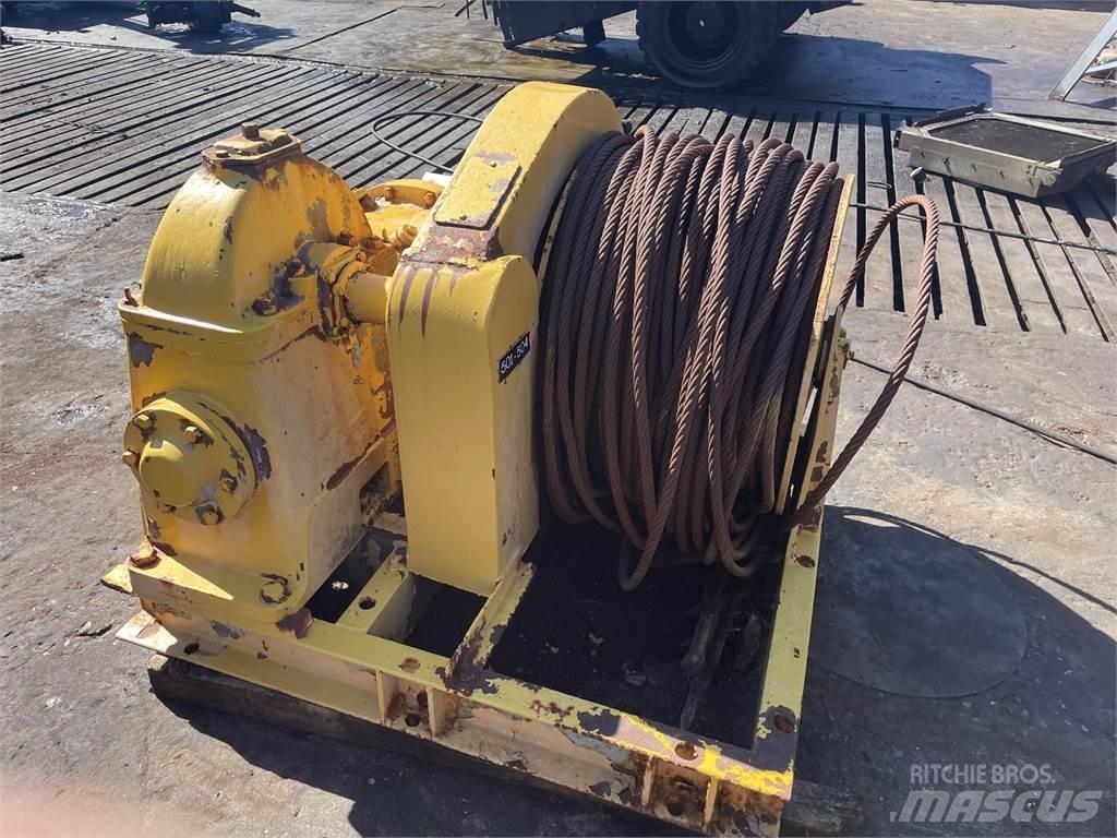  El-spil med gear og bremse Paranchi, argani e sollevatori di materiale