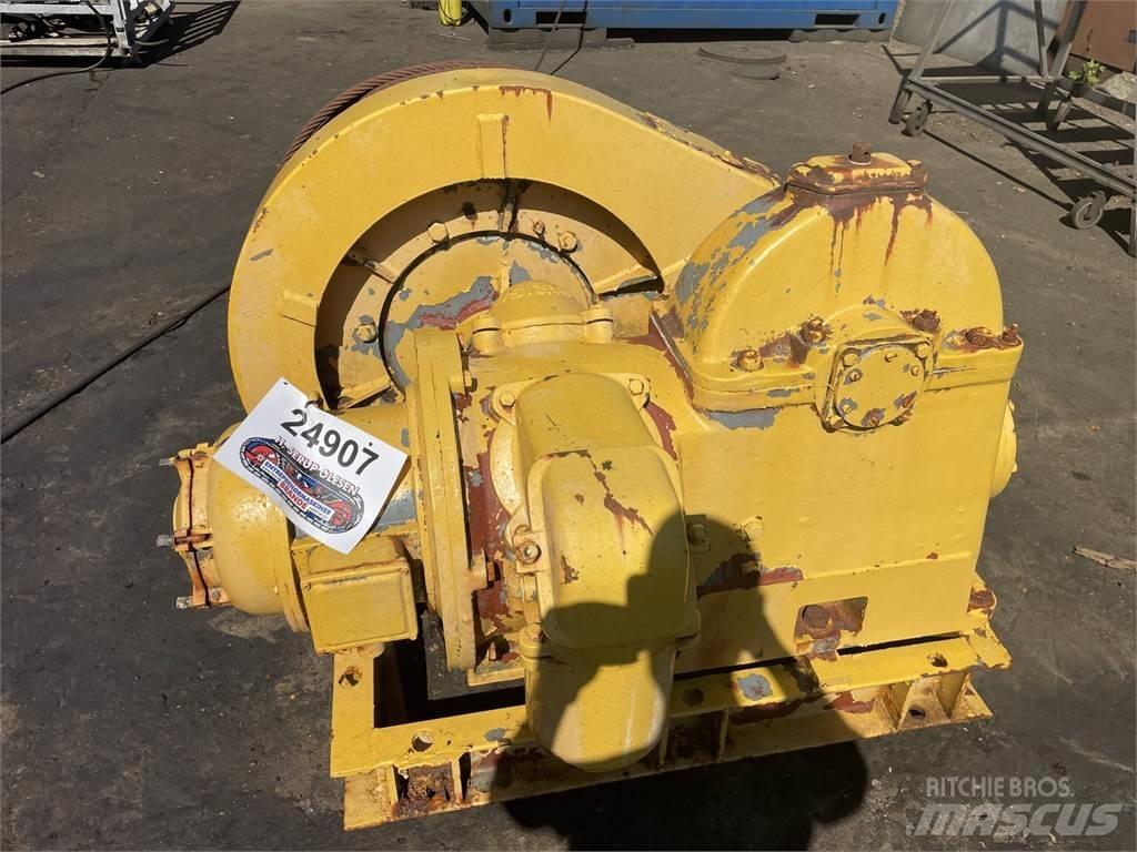  El-spil med gear og bremse Paranchi, argani e sollevatori di materiale