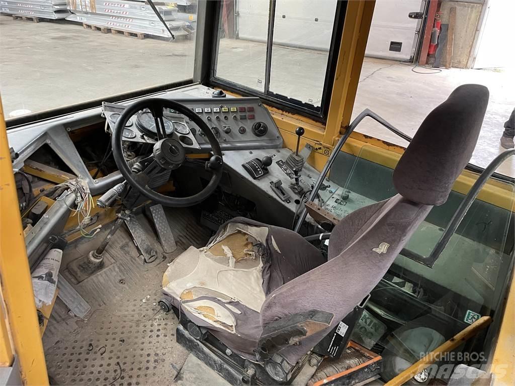  Førerhus ex. Volvo A25C Altri componenti