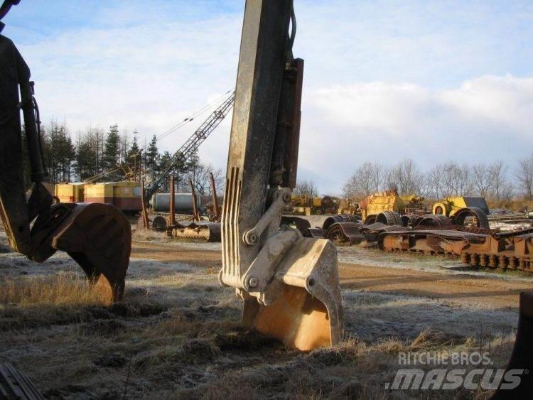 Hitachi UH 181 til ophug Escavatori cingolati