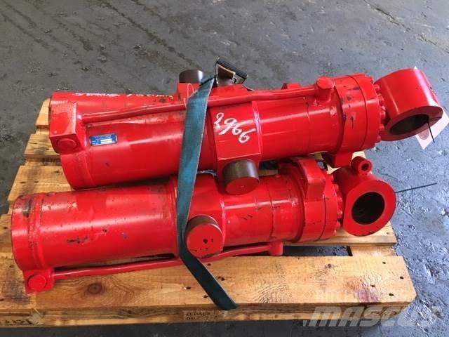  Hydr. cylinder - 3 stk. Componenti idrauliche