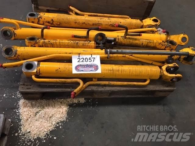  Hydr. cylindere ex. JCB 414S Componenti idrauliche