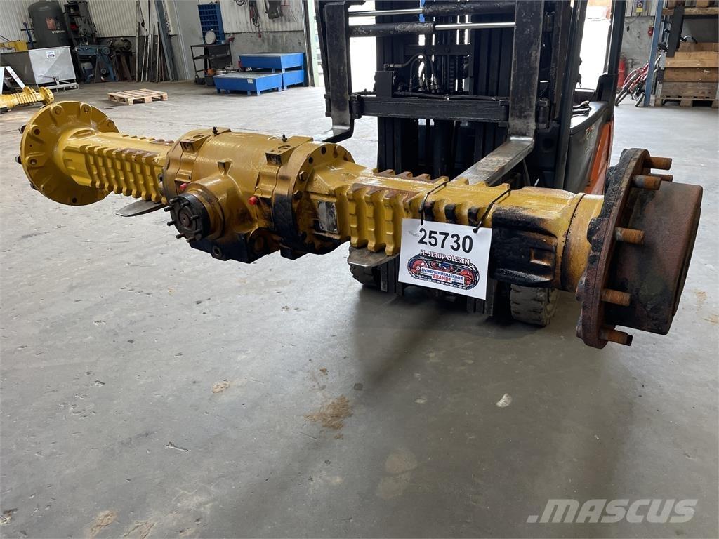 Hydrema 906C frontaksel Assi
