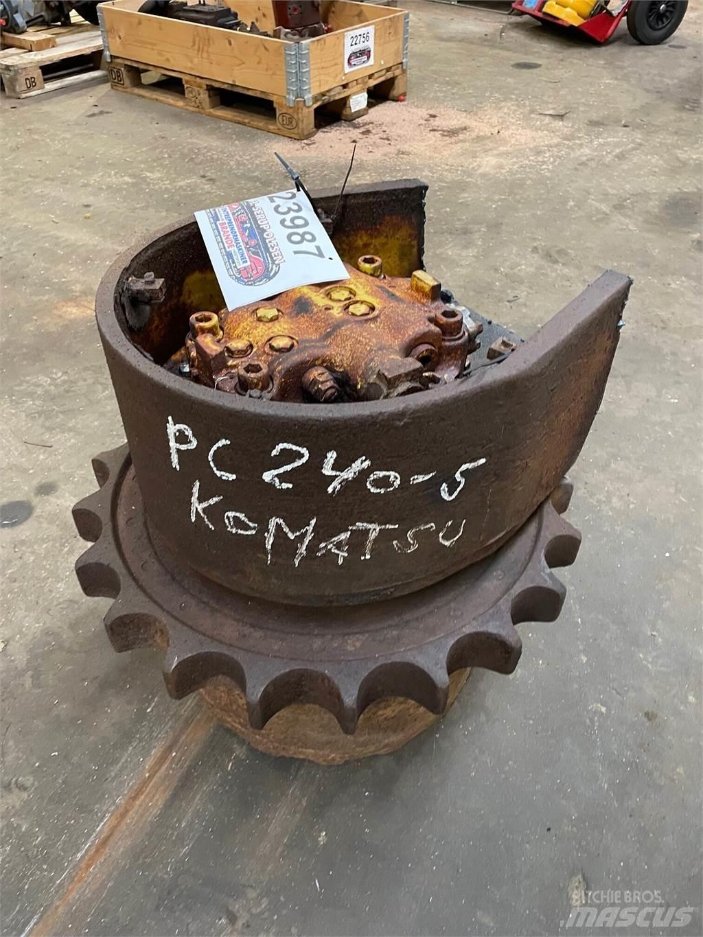 Komatsu PC240-5 Køregear Trasmissione