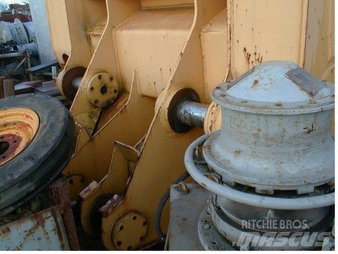 Liebherr 991 klapskovl Benne