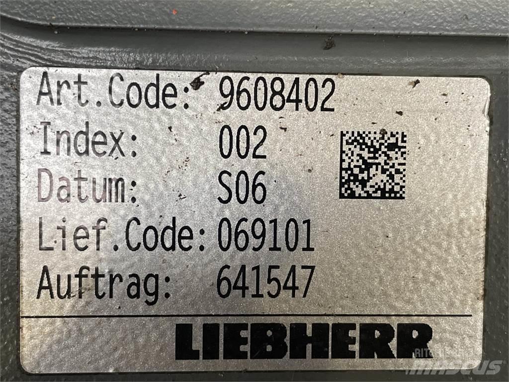 Liebherr L542 Link Arm Altri componenti