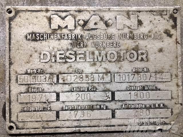 MAN D2858M V8 motor Motori