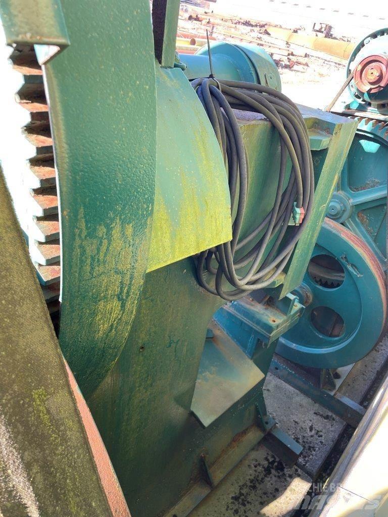  Skrotsaks Frantumatori da cantiere