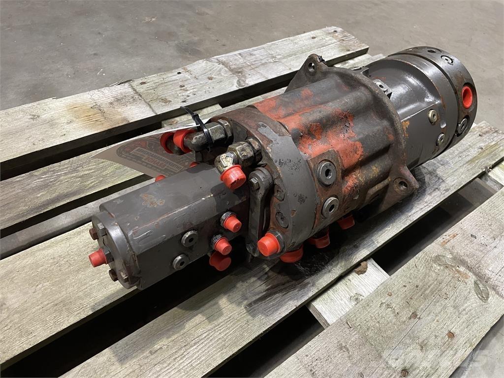  Svirvel ex. Volvo EW150 Componenti idrauliche