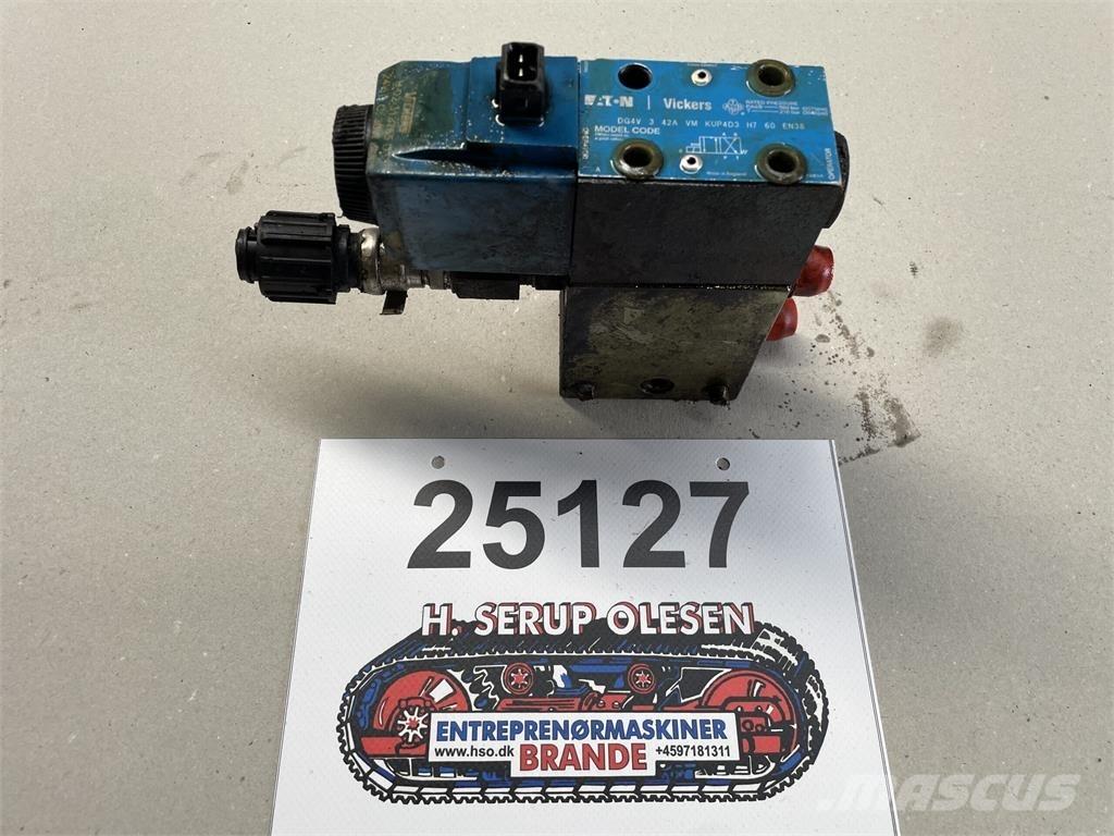  Ventilblok ex. Volvo L120F Componenti idrauliche