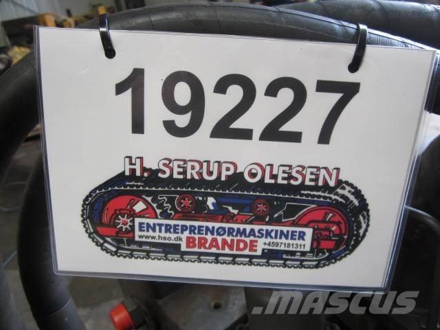 Volvo 230B Krøjegear Costruzioni - Altro
