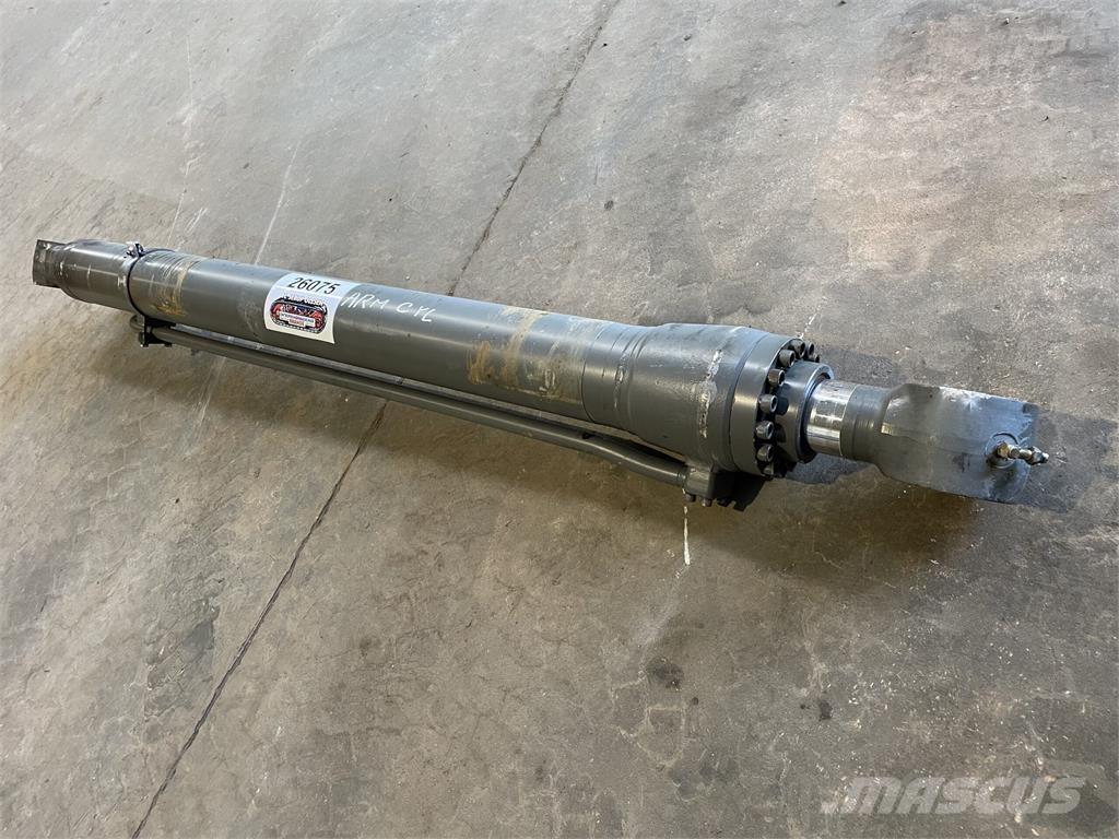 Volvo EC240CL armcylinder Componenti idrauliche