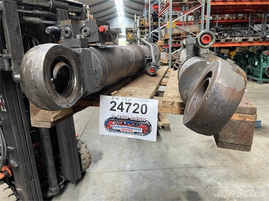 Volvo EW150 Bomcylinder Componenti idrauliche