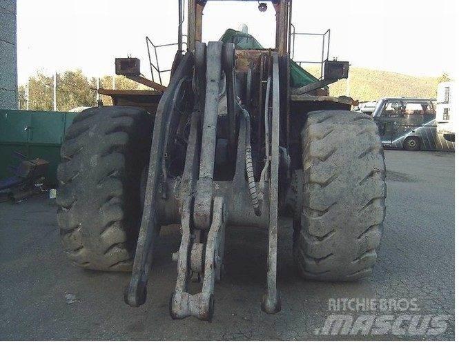 Volvo L220E til ophug Pale gommate