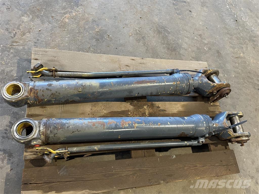 Volvo L70B løftecylinder Componenti idrauliche