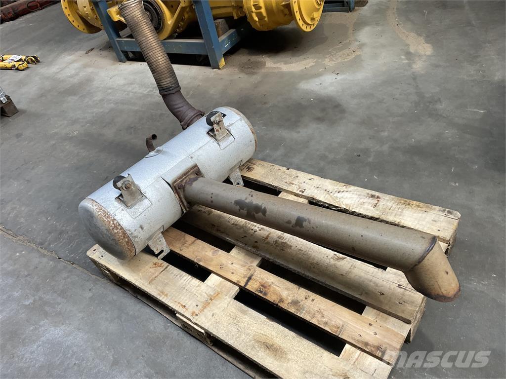 Volvo L70B lyddæmper Motori