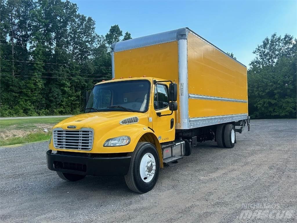 Freightliner M2106 Camion cassonati