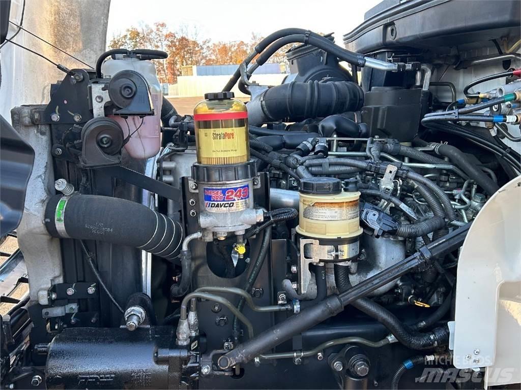 Hino 268 Camion a temperatura controllata