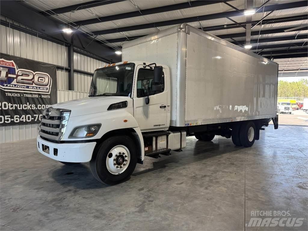 Hino 268A Camion cassonati