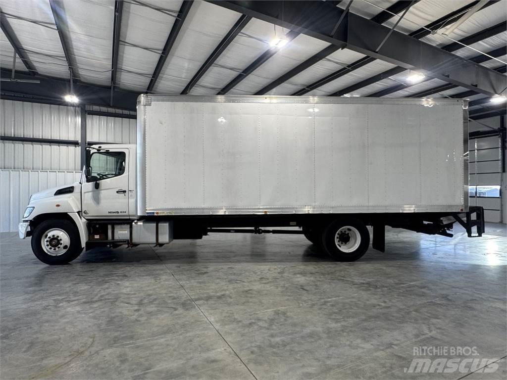 Hino 268A Camion cassonati