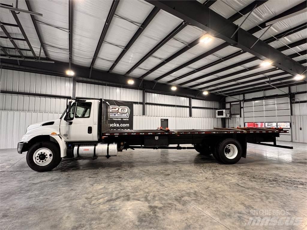 International 4300 Camion con sponde ribaltabili